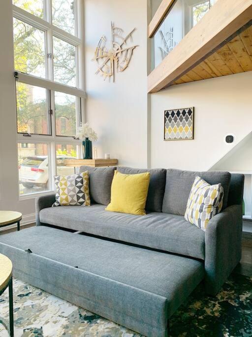 Lincoln Park Light-Filled Loft Apartment ชิคาโก ภายนอก รูปภาพ