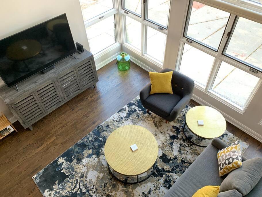 Lincoln Park Light-Filled Loft Apartment ชิคาโก ภายนอก รูปภาพ